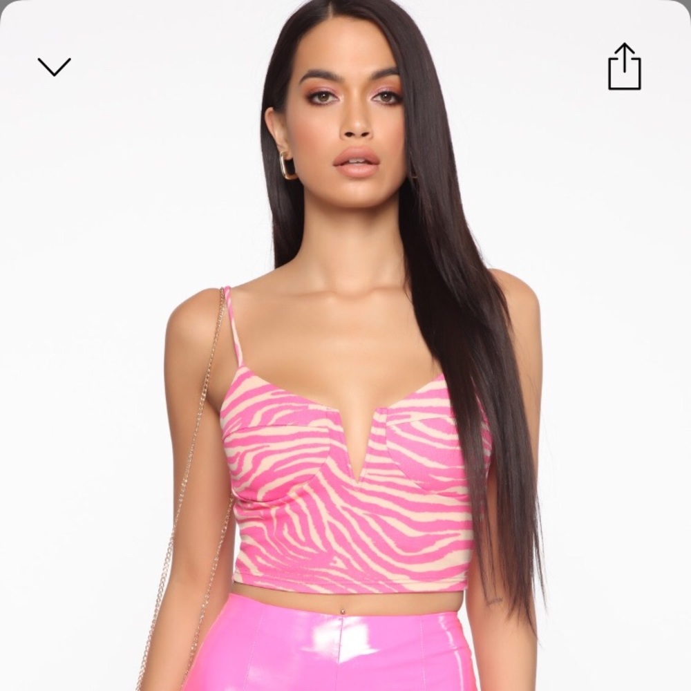 Gus his Hot Pink cropped top